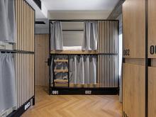 Retroverse Eccentric Stay