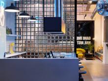 Retroverse Eccentric Stay